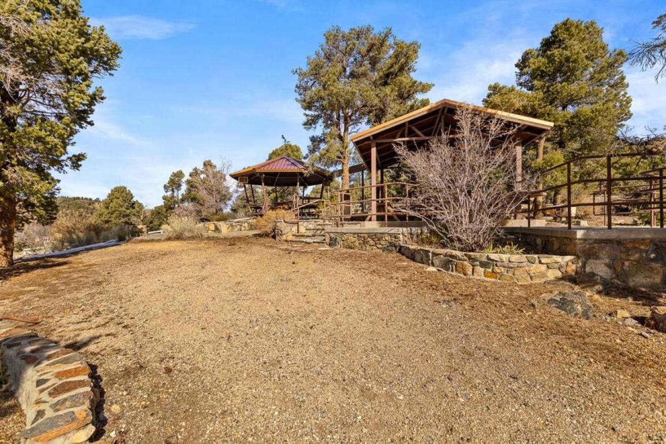 Steel Pine Lodge A Rustic Mountain Retreat Views Baldwin Lake Екстер'єр фото