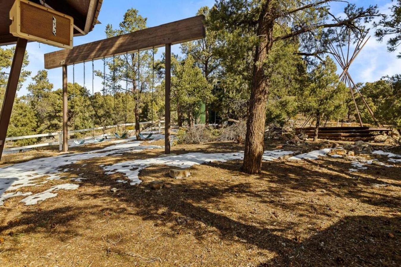 Steel Pine Lodge A Rustic Mountain Retreat Views Baldwin Lake Екстер'єр фото