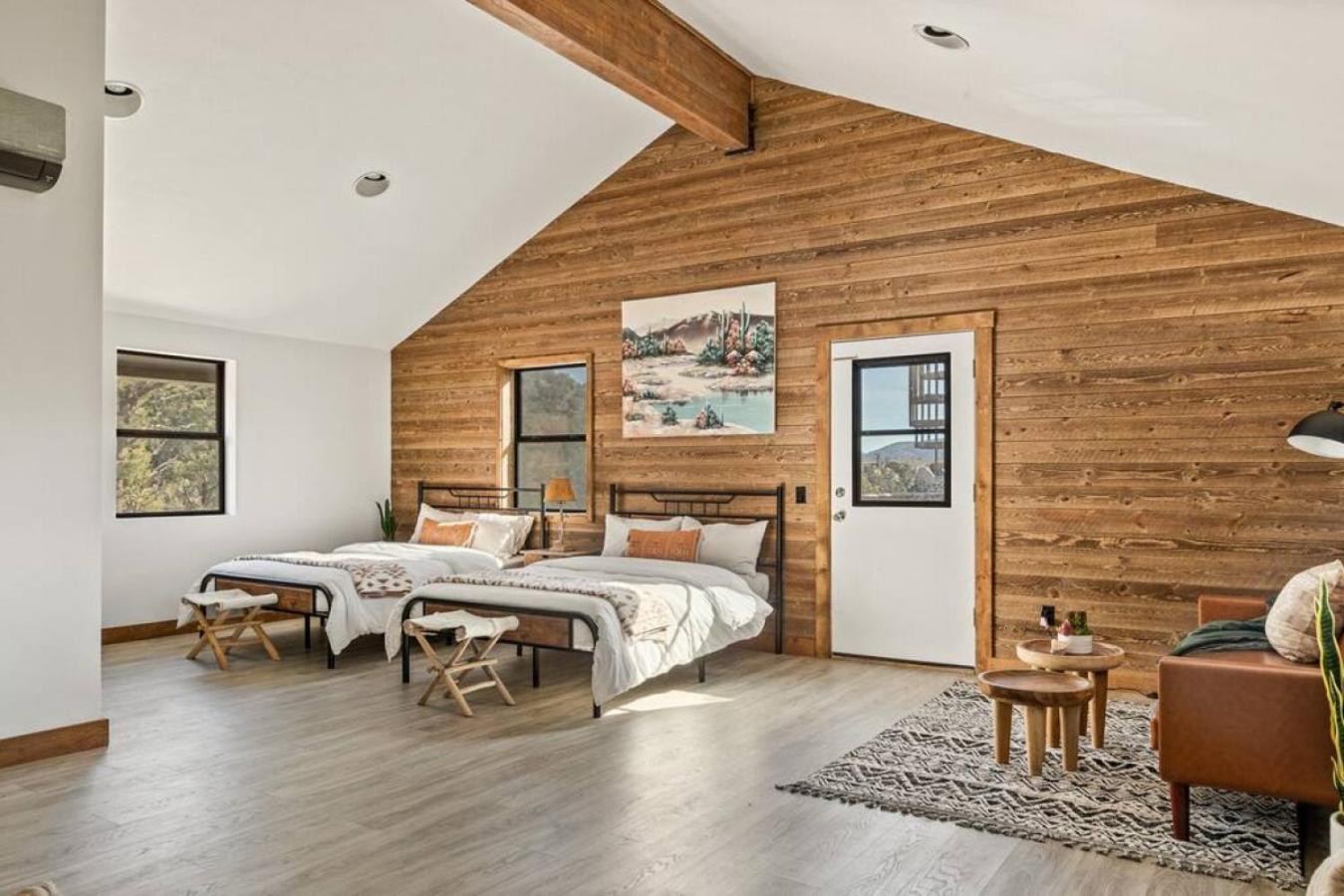 Steel Pine Lodge A Rustic Mountain Retreat Views Baldwin Lake Екстер'єр фото