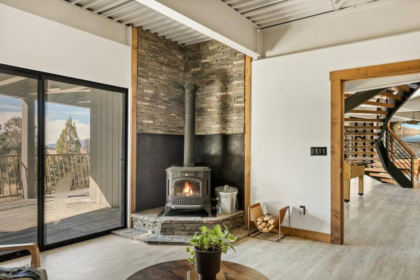 Steel Pine Lodge A Rustic Mountain Retreat Views Baldwin Lake Екстер'єр фото