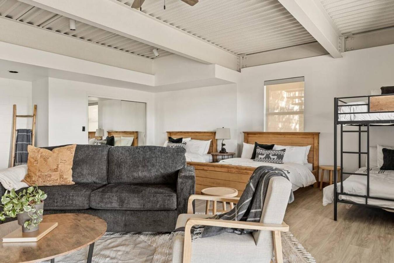 Steel Pine Lodge A Rustic Mountain Retreat Views Baldwin Lake Екстер'єр фото
